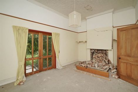 Photo of property in 16 Cunningham Terrace, Lyttelton, 8082