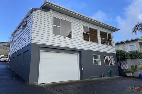Photo of property in 1/14 Corunna Road, Milford, Auckland, 0620
