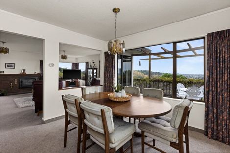 Photo of property in 90 Churchill Drive, Taradale, Napier, 4112