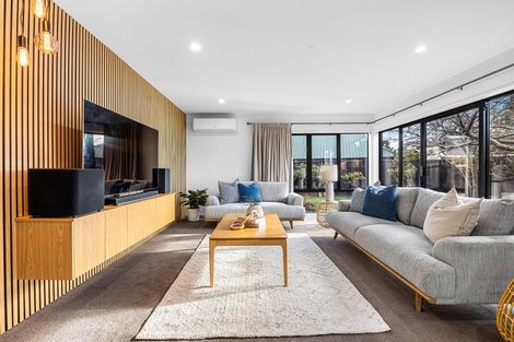 Photo of property in 7 Harrods Court, Ilam, Christchurch, 8053