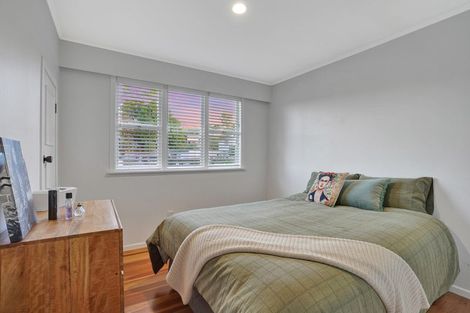 Photo of property in 39 Kamara Road, Glen Eden, Auckland, 0602