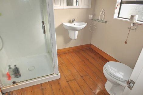 Photo of property in 11a Chaffey Street, Foxton Beach, Foxton, 4815