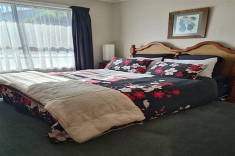Photo of property in 19 Macaulay Street, Johnsonville, Wellington, 6037
