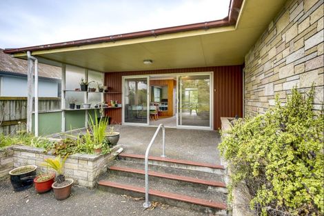 Photo of property in 46 Russell Road, Marewa, Napier, 4110