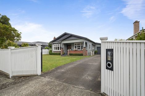 Photo of property in 77 Limbrick Street, Terrace End, Palmerston North, 4410