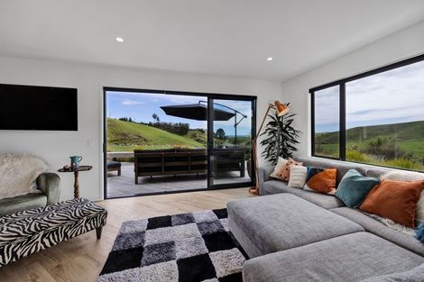 Photo of property in 511 Plymouth Road, Koru, New Plymouth, 4374