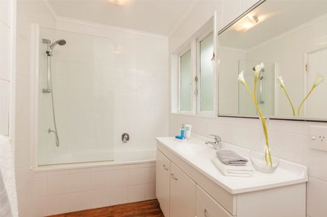 Photo of property in 1/30 Eastern Beach Road, Eastern Beach, Auckland, 2012