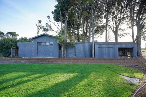 Photo of property in 49 Ferry Road, West Plains, Invercargill, 9879