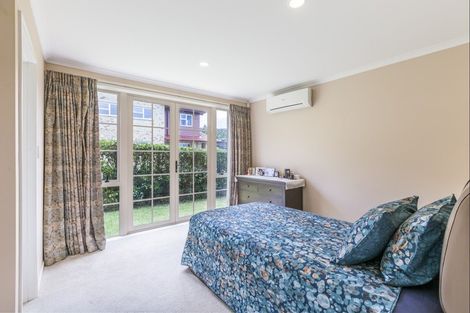 Photo of property in 12 Grovenor Drive, Orewa, 0931