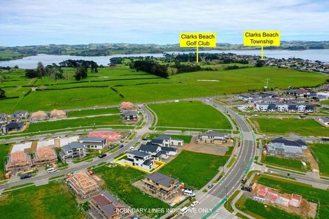 Photo of property in 12 Korowhiti Road, Clarks Beach, 2122