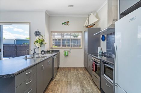 Photo of property in 20b Cholmondeley Crescent, Whitianga, 3510