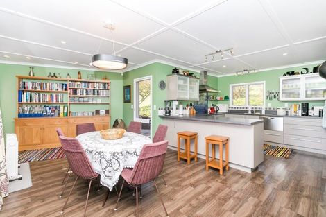 Photo of property in 20 Okupata Road, Oparau, 3878