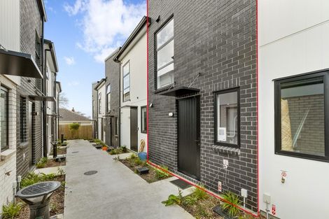 Photo of property in 125b Woodglen Road, Glen Eden, Auckland, 0602