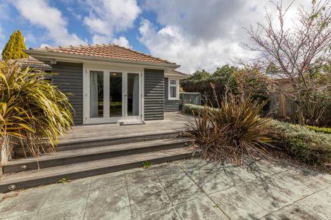 Photo of property in 15 Moreland Avenue, Papanui, Christchurch, 8053