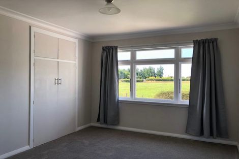 Photo of property in 235 Tararua Road, Levin, 5571