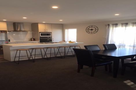 Photo of property in 25 Oka Street, Papamoa Beach, Papamoa, 3118