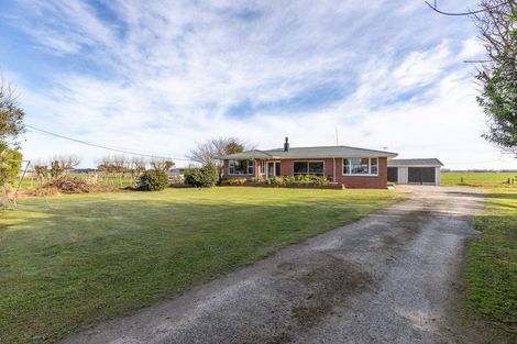 Photo of property in 224 Aranui Road, Kairanga, Palmerston North, 4475