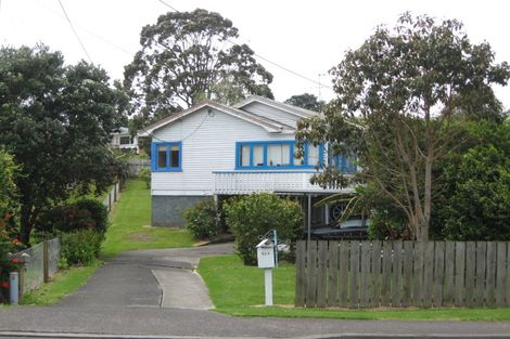 Photo of property in 2/911 Whangaparaoa Road, Manly, Whangaparaoa, 0930
