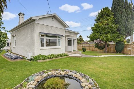 Photo of property in 55 Mako Mako Road, Levin, 5510