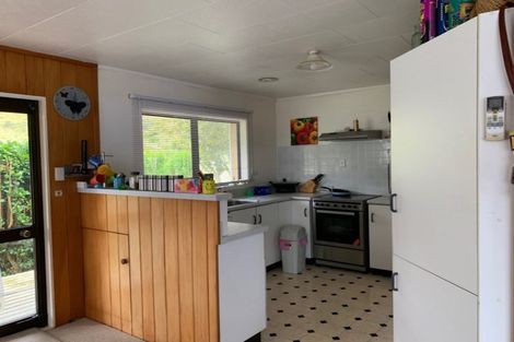 Photo of property in 14 Okau Road, Ahititi, Urenui, 4378