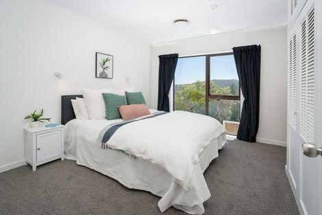 Photo of property in 184 Orangi Kaupapa Road, Northland, Wellington, 6012