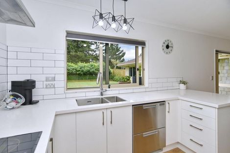 Photo of property in 22 Reka Street, Parklands, Christchurch, 8083