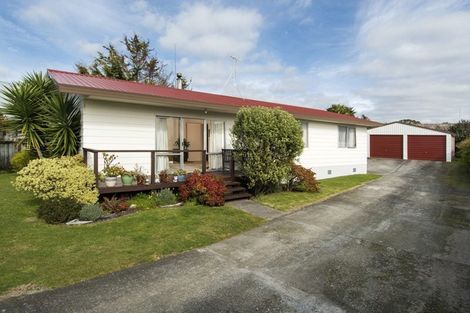 Photo of property in 24 Topaz Drive, Papamoa Beach, Papamoa, 3118