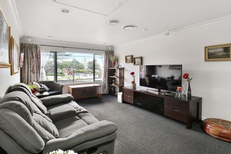 Photo of property in 113 Rushgreen Avenue, Pahurehure, Papakura, 2113