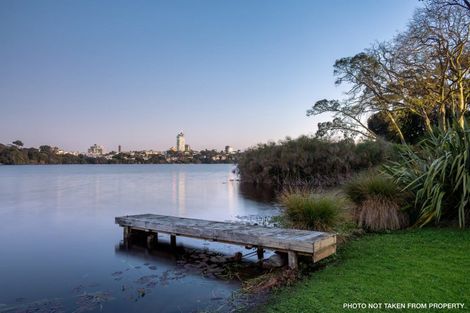 Photo of property in 35 Sylvan Park Avenue, Milford, Auckland, 0620