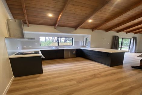 Photo of property in 378 Tararua Road, Levin, 5571