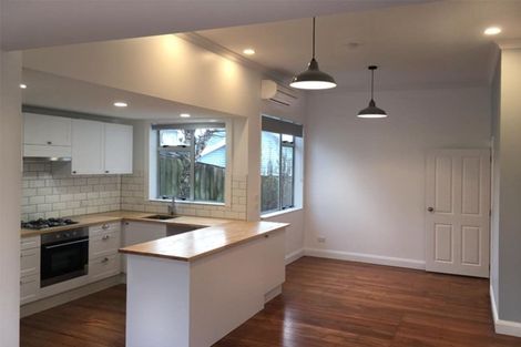 Photo of property in 2 Bayview Road, Paremata, Porirua, 5024