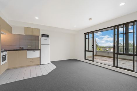 Photo of property in 3 Keystone Avenue, Mount Roskill, Auckland, 1041
