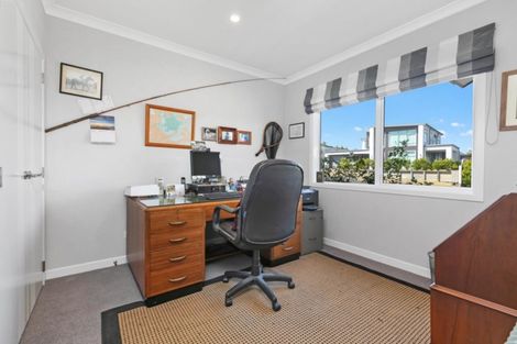 Photo of property in 1 Kirkhill Close, Bethlehem, Tauranga, 3110