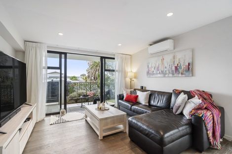 Photo of property in 1/388 Hibiscus Coast Highway, Orewa, 0931