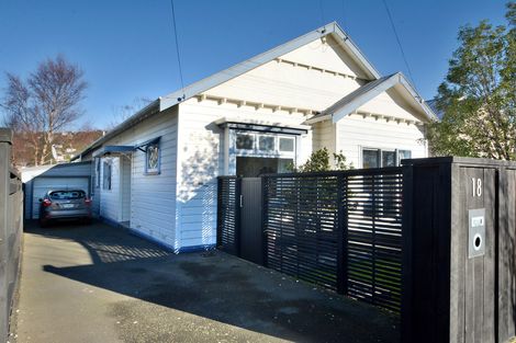 Photo of property in 18 Pretoria Avenue, Saint Clair, Dunedin, 9012