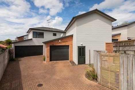 Photo of property in 37 Tiri Tiri Road, Birkdale, Auckland, 0626