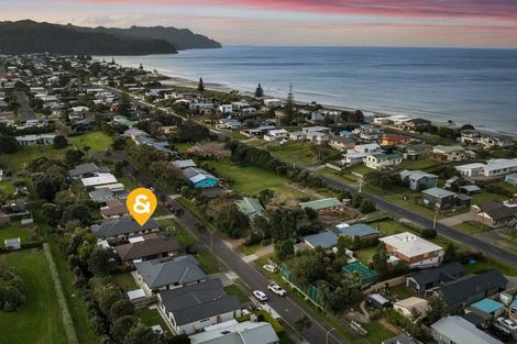 Photo of property in 15 Ian Place, Waihi Beach, 3611