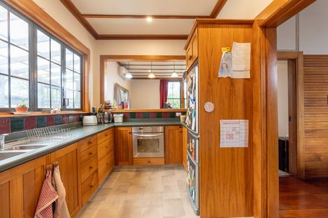 Photo of property in 54 Brightwater Terrace, Terrace End, Palmerston North, 4410