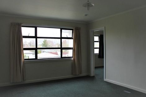 Photo of property in 553 Featherston Street, Roslyn, Palmerston North, 4414