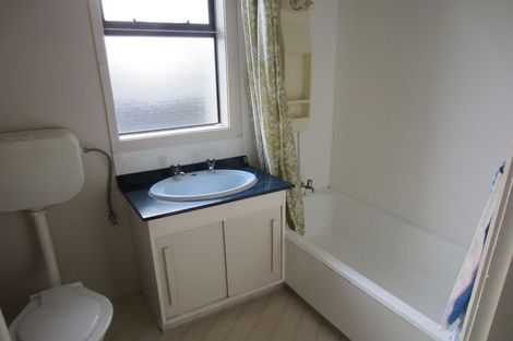 Photo of property in 3/8 West Street, Papakura, 2110