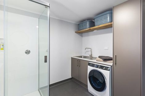 Photo of property in 25 Glen Road, Raumati South, Paraparaumu, 5032