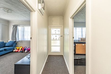 Photo of property in 101 Niblett Street, Whanganui, 4500