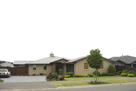 Photo of property in 72 Puhara Avenue, Parklands, Christchurch, 8083