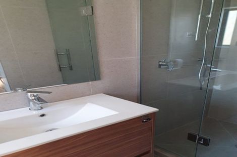 Photo of property in 10 Henry Blyth Lane, Greenhithe, Auckland, 0632