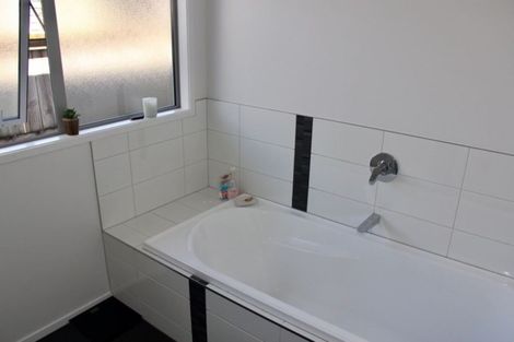 Photo of property in 10 Aquila Drive, Whitianga, 3510