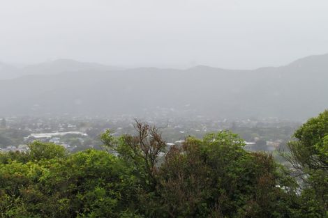 Photo of property in 12a Jacaranda Grove, Maungaraki, Lower Hutt, 5010