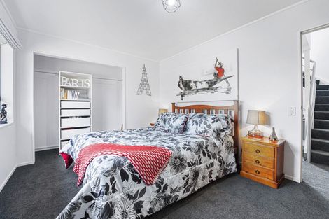 Photo of property in 21a Kinross Drive, Merrilands, New Plymouth, 4312