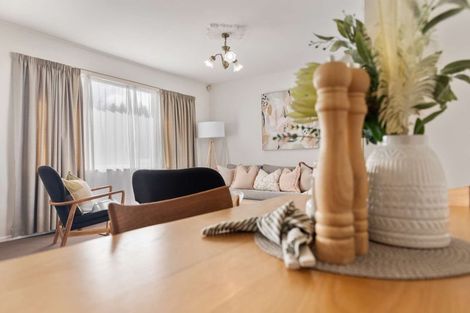 Photo of property in 4 Pandora Avenue, Sunnybrook, Rotorua, 3015