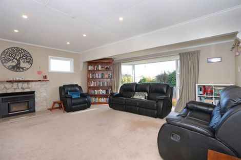 Photo of property in 25 Levin Street, Halcombe, Feilding, 4779