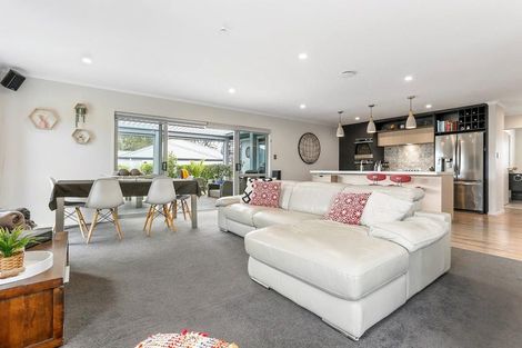 Photo of property in 7 Michelia Lane, Kaukapakapa, Helensville, 0875